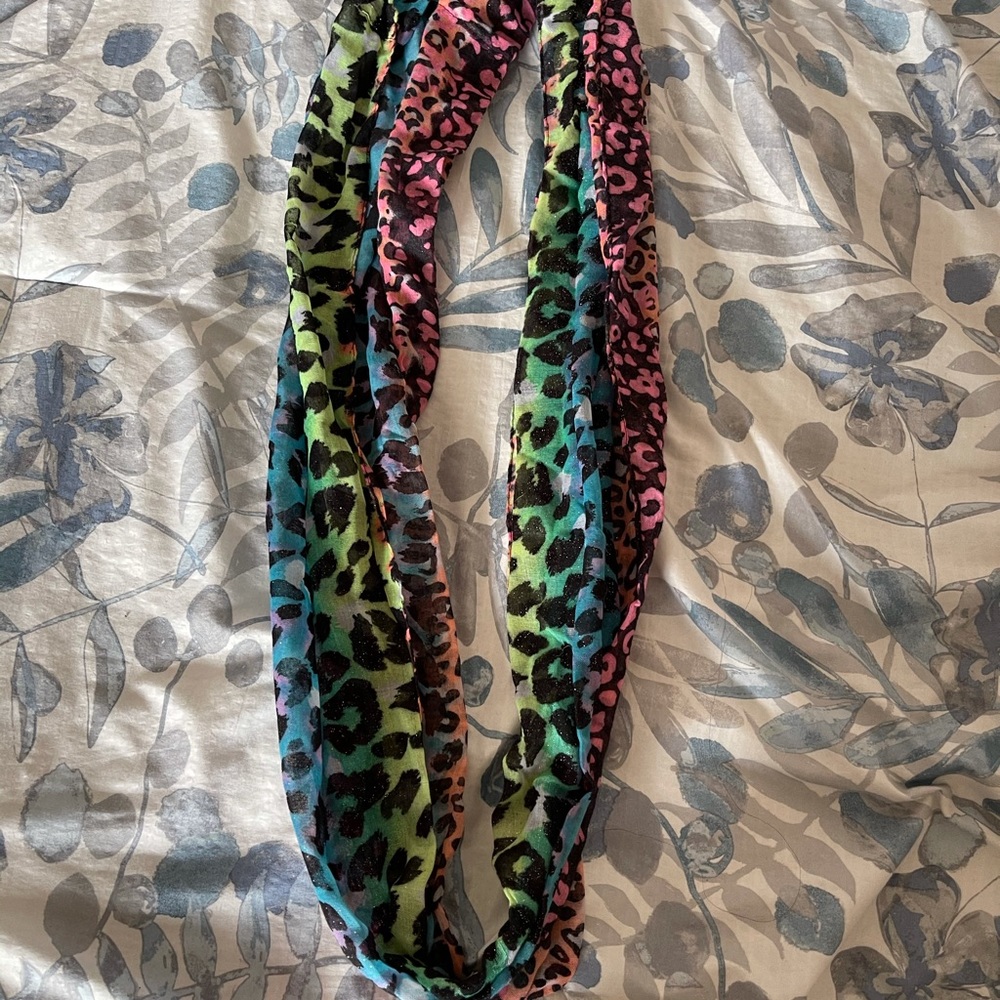 Infinity scarf